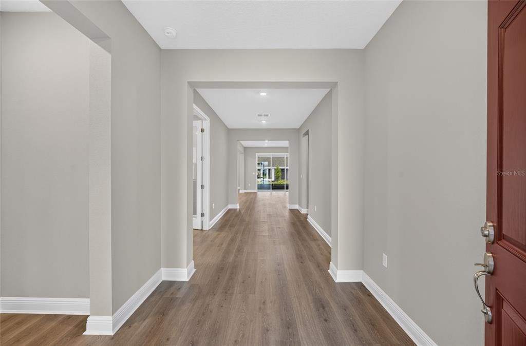 На продажу: $458,990 (2 спален, 2 ванн, 2202 Квадратных фут)