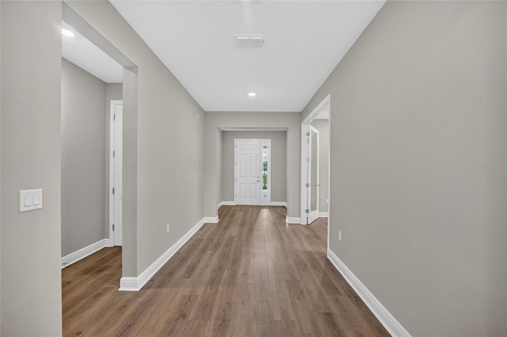 На продажу: $458,990 (2 спален, 2 ванн, 2202 Квадратных фут)