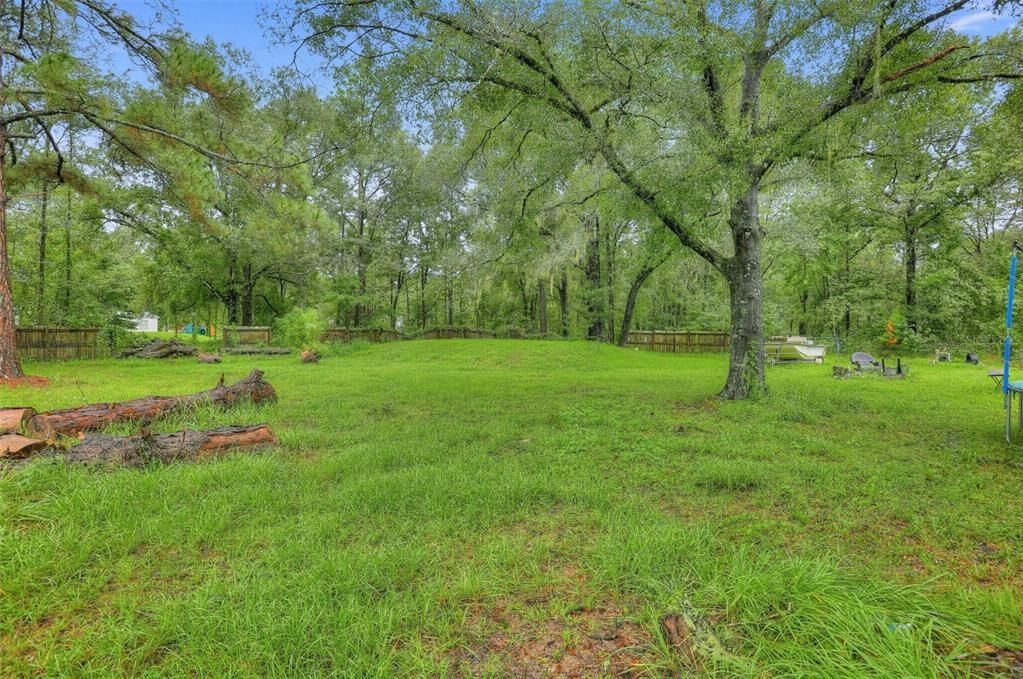 For Sale: $179,900 (3 beds, 2 baths, 1512 Square Feet)