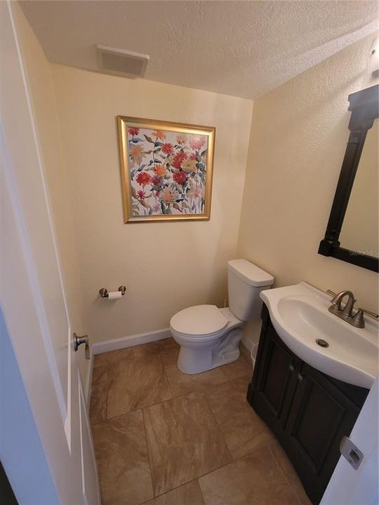 En Venta: $339,900 (2 camas, 2 baños, 1456 Pies cuadrados)