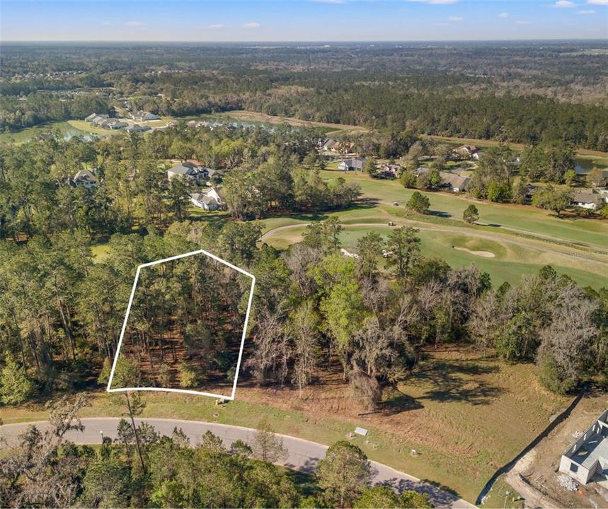 待售: $350,000 (0.56 acres)