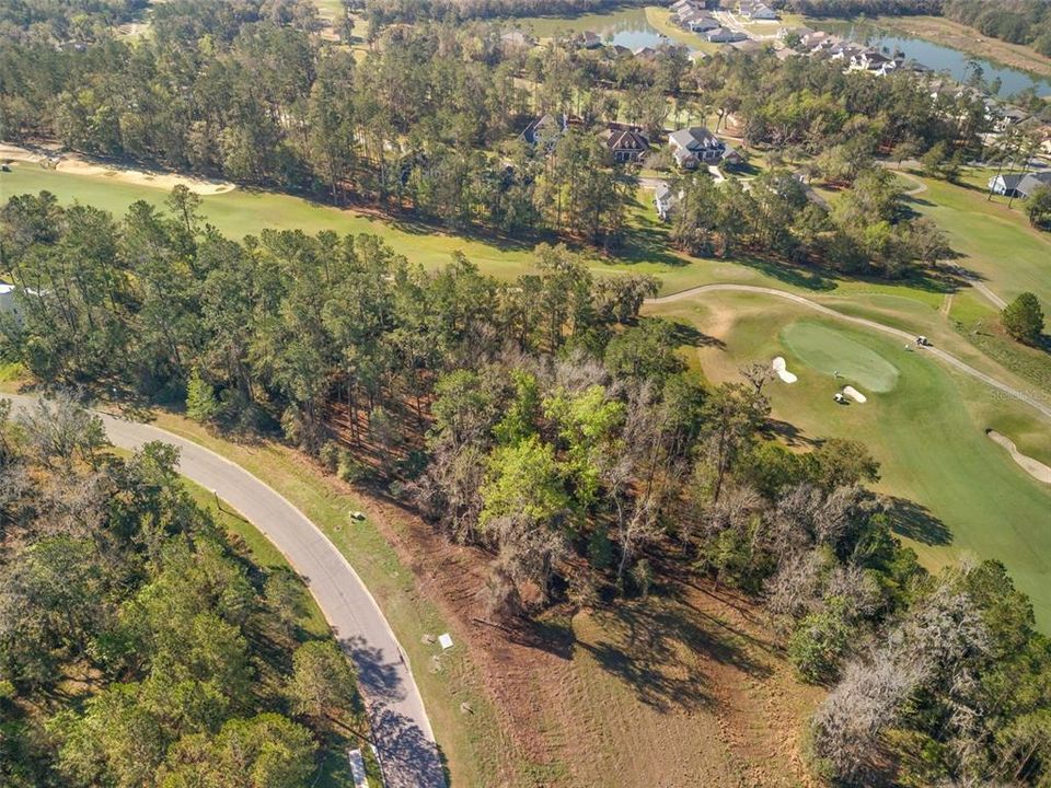 待售: $350,000 (0.56 acres)