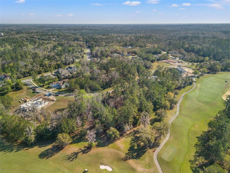待售: $350,000 (0.56 acres)