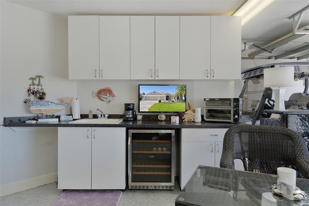En Venta: $1,600,000 (3 camas, 2 baños, 2033 Pies cuadrados)