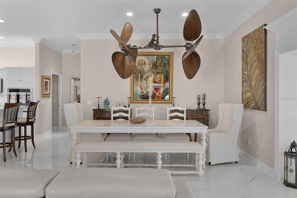 En Venta: $1,600,000 (3 camas, 2 baños, 2033 Pies cuadrados)