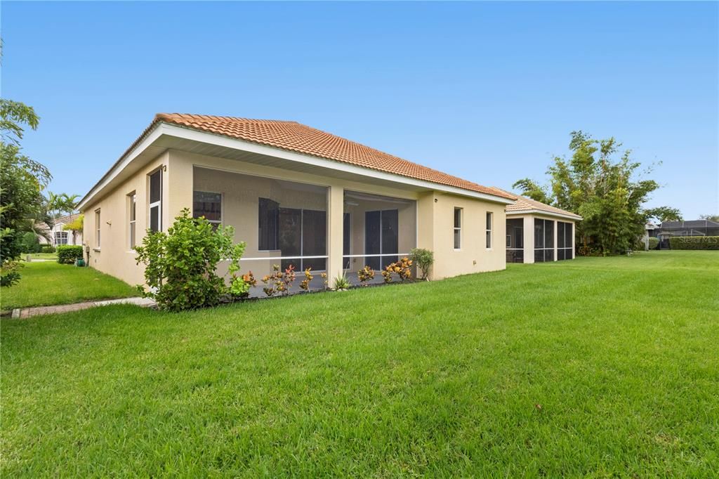 For Sale: $519,999 (3 beds, 2 baths, 2053 Square Feet)