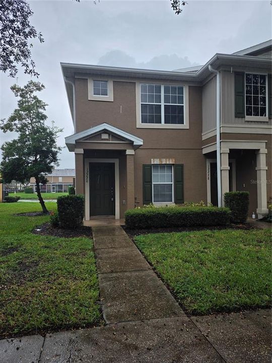 For Rent: $1,750 (2 beds, 2 baths, 1255 Square Feet)