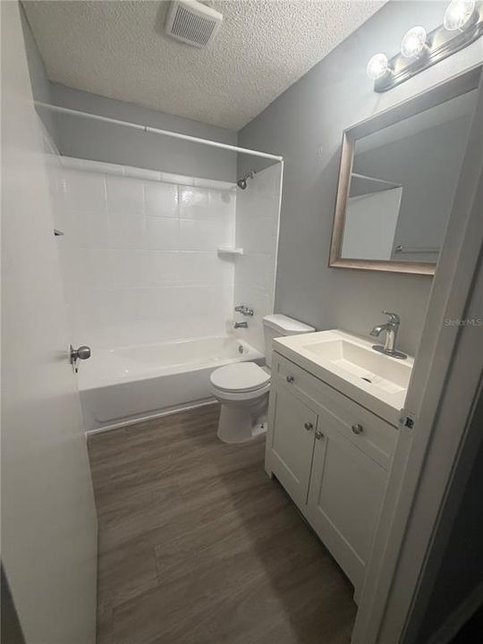 В аренду: $1,195 (1 спален, 1 ванн, 750 Квадратных фут)
