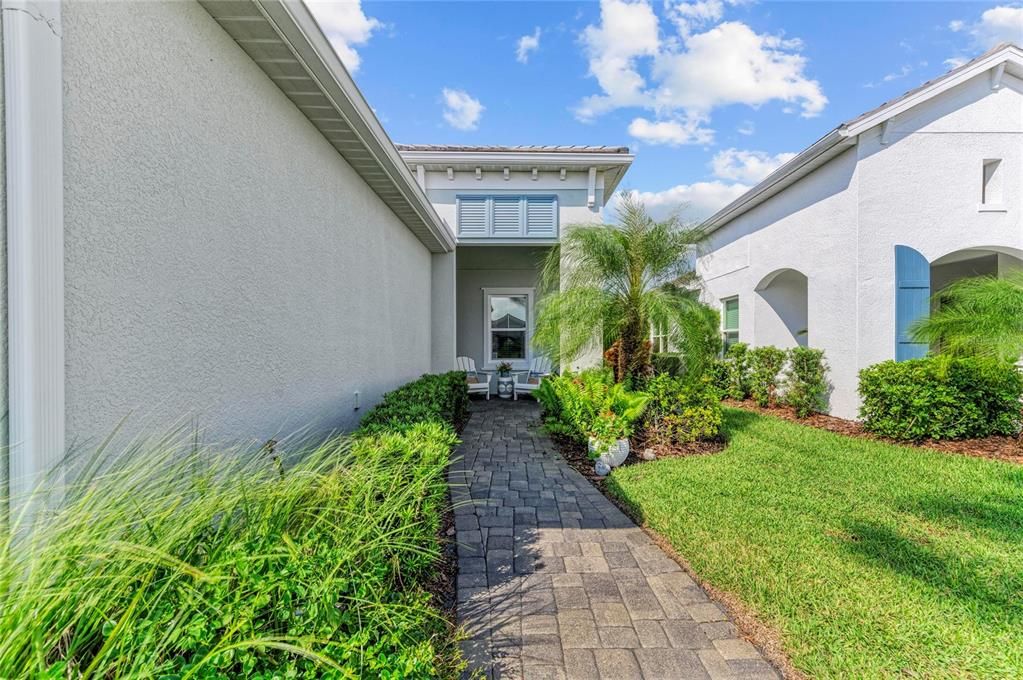 For Sale: $429,000 (2 beds, 2 baths, 1632 Square Feet)