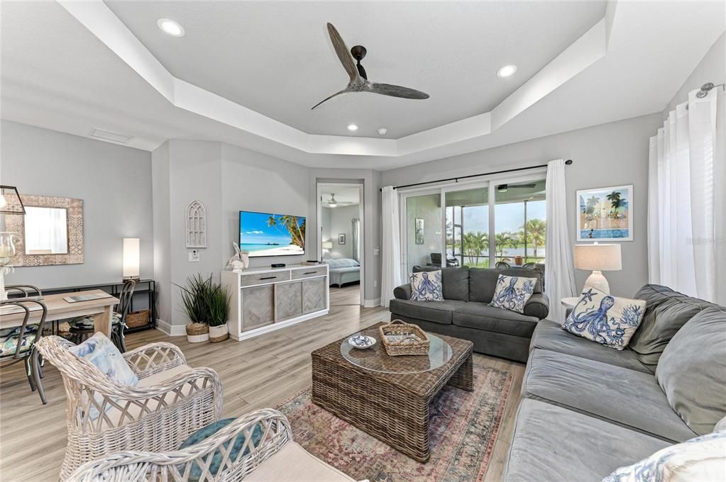 For Sale: $429,000 (2 beds, 2 baths, 1632 Square Feet)