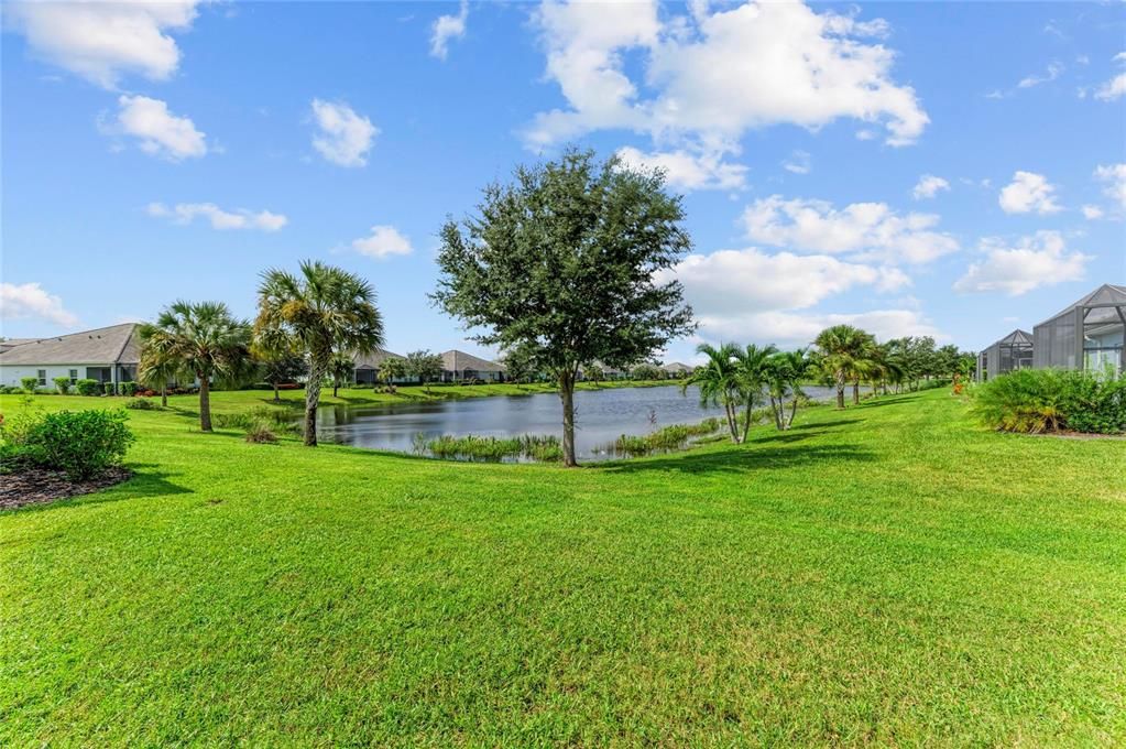 For Sale: $429,000 (2 beds, 2 baths, 1632 Square Feet)