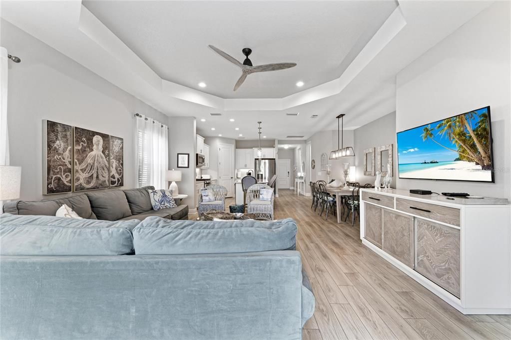 For Sale: $429,000 (2 beds, 2 baths, 1632 Square Feet)