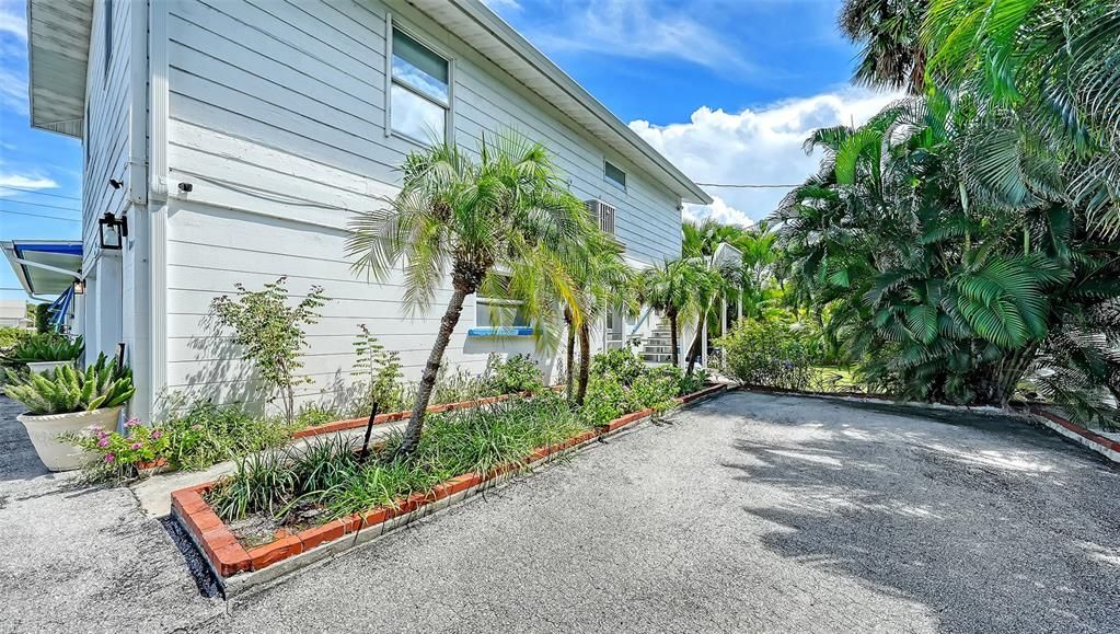 En Venta: $1,750,000 (4 camas, 0 baños, 2488 Pies cuadrados)