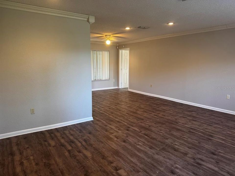 En Renta: $2,300 (3 camas, 2 baños, 2004 Pies cuadrados)