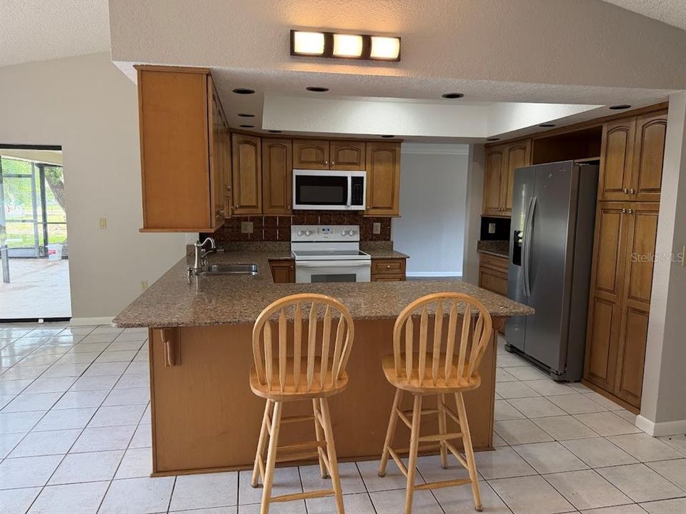 En Renta: $2,300 (3 camas, 2 baños, 2004 Pies cuadrados)