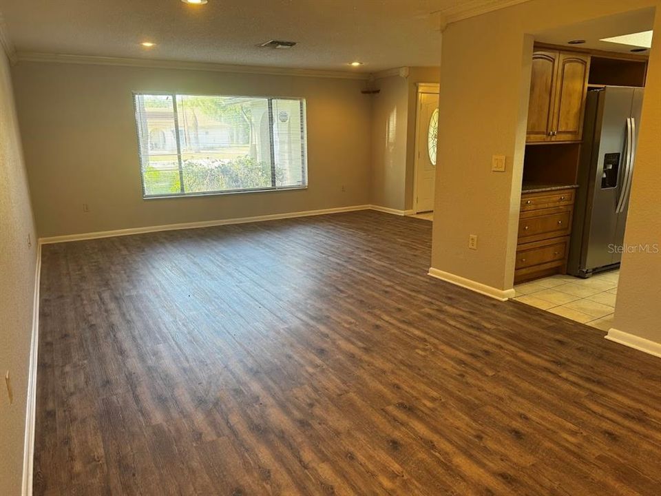 En Renta: $2,300 (3 camas, 2 baños, 2004 Pies cuadrados)