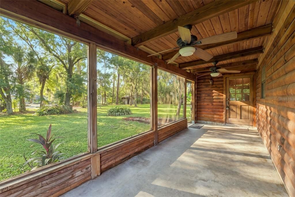 For Sale: $549,000 (5 beds, 2 baths, 2317 Square Feet)