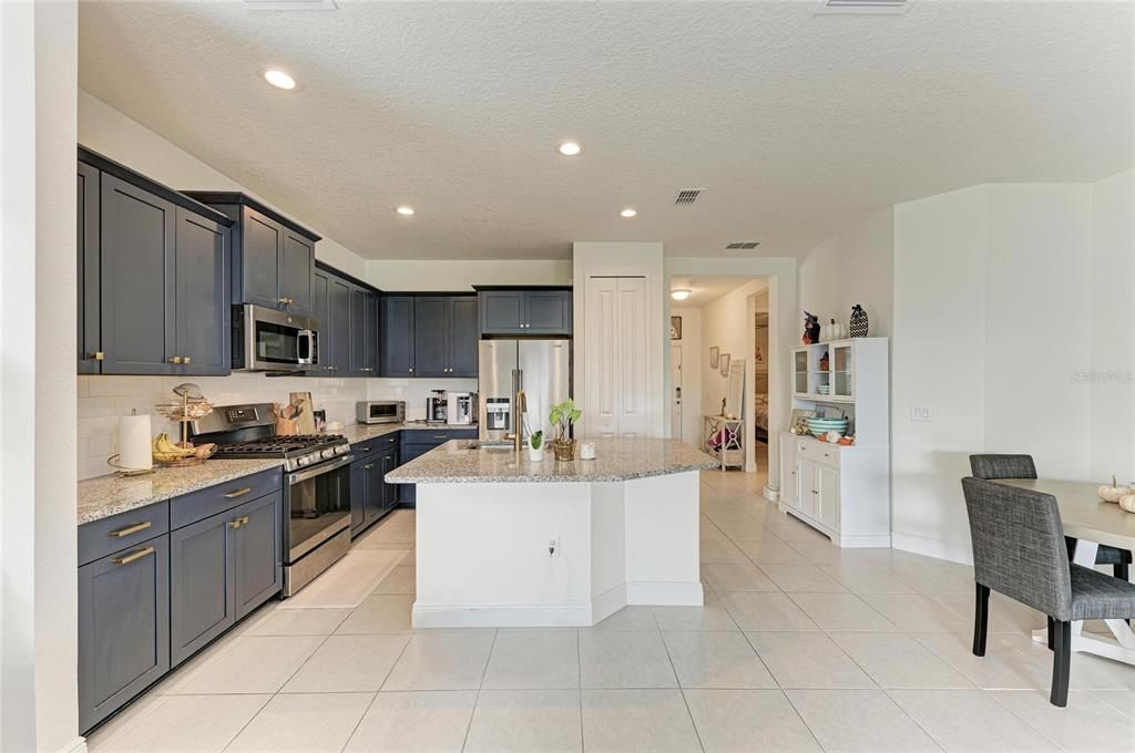 En Venta: $389,000 (2 camas, 2 baños, 1524 Pies cuadrados)