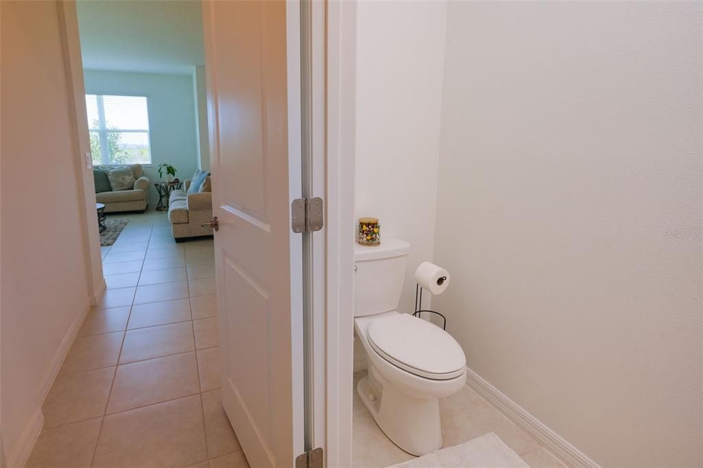 В аренду: $2,350 (3 спален, 2 ванн, 1801 Квадратных фут)