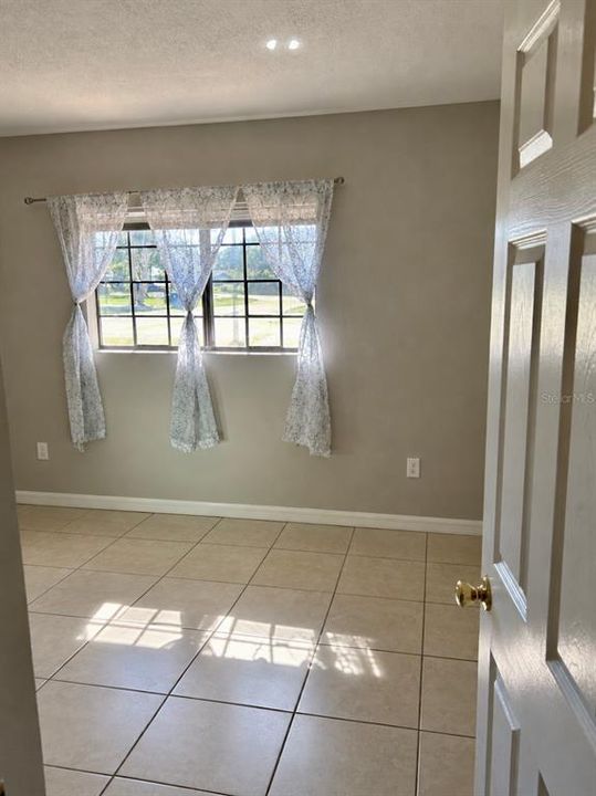 En Venta: $160,000 (2 camas, 1 baños, 957 Pies cuadrados)