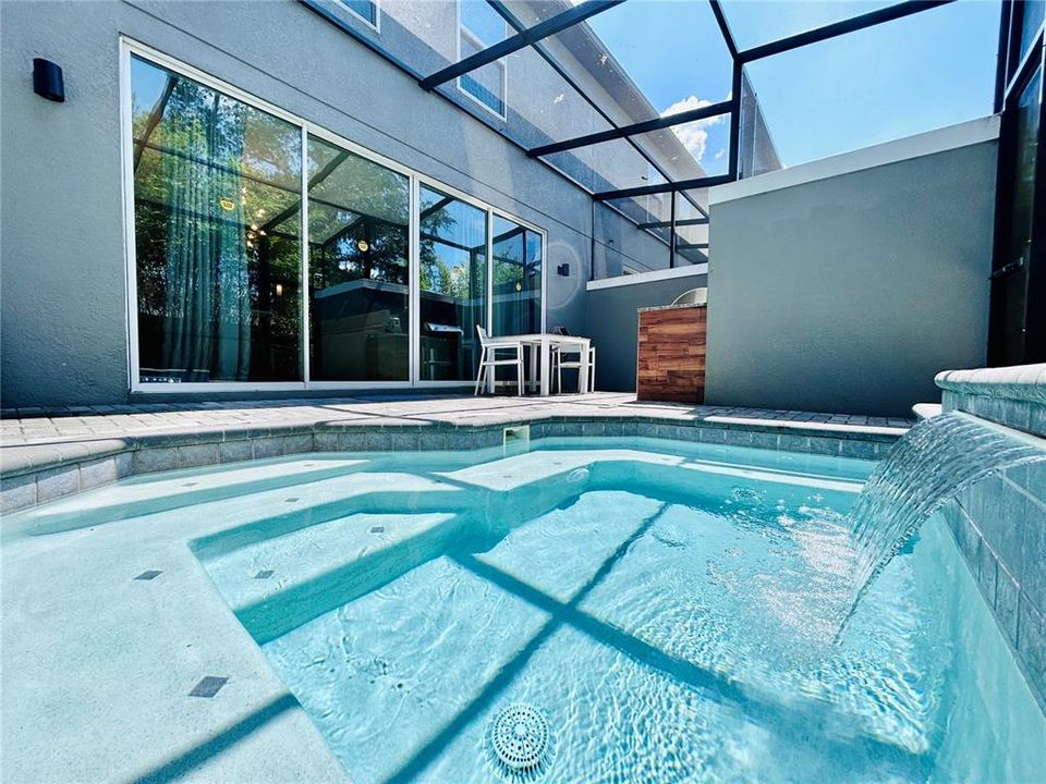 En Venta: $470,000 (4 camas, 3 baños, 1752 Pies cuadrados)