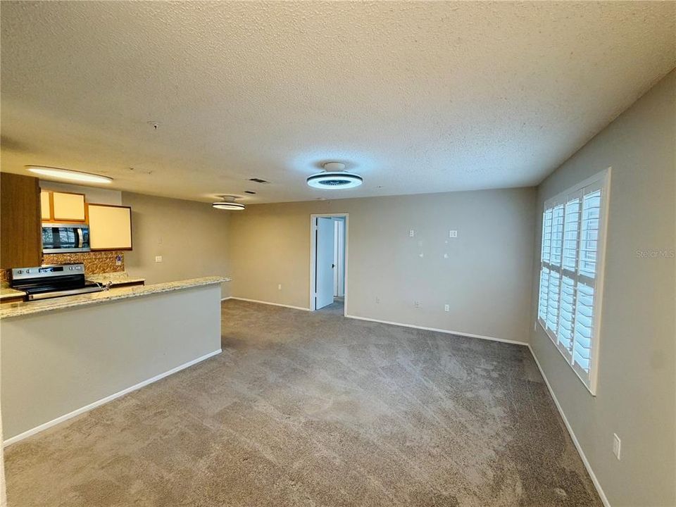 En Venta: $129,900 (2 camas, 2 baños, 1019 Pies cuadrados)
