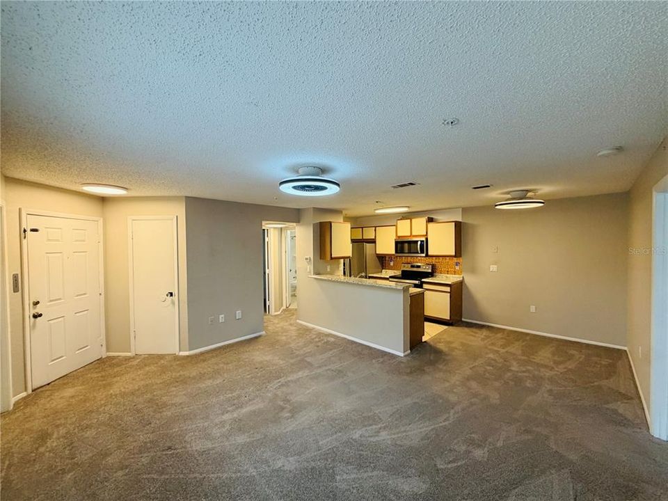 En Venta: $129,900 (2 camas, 2 baños, 1019 Pies cuadrados)