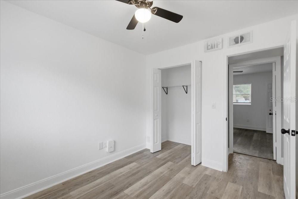 For Sale: $327,000 (3 beds, 2 baths, 1304 Square Feet)