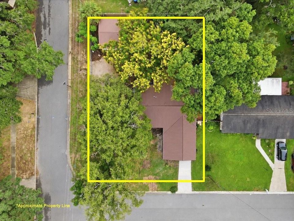 For Sale: $327,000 (3 beds, 2 baths, 1304 Square Feet)