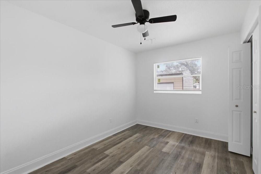 For Sale: $327,000 (3 beds, 2 baths, 1304 Square Feet)