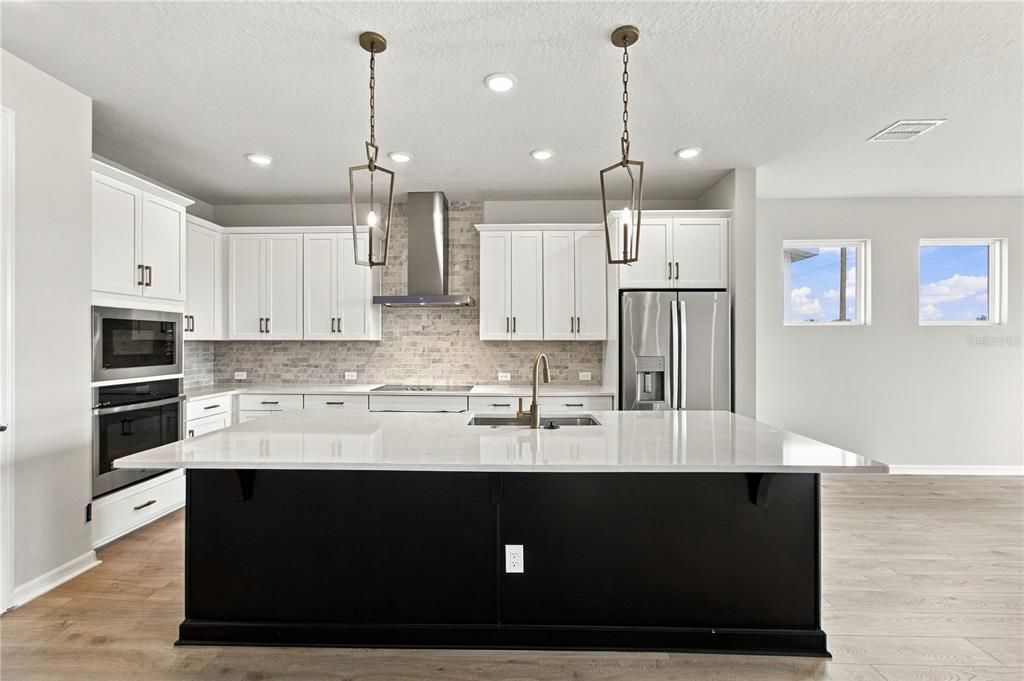 For Sale: $523,340 (4 beds, 3 baths, 2317 Square Feet)