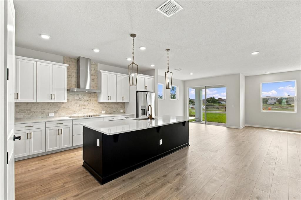 For Sale: $523,340 (4 beds, 3 baths, 2317 Square Feet)