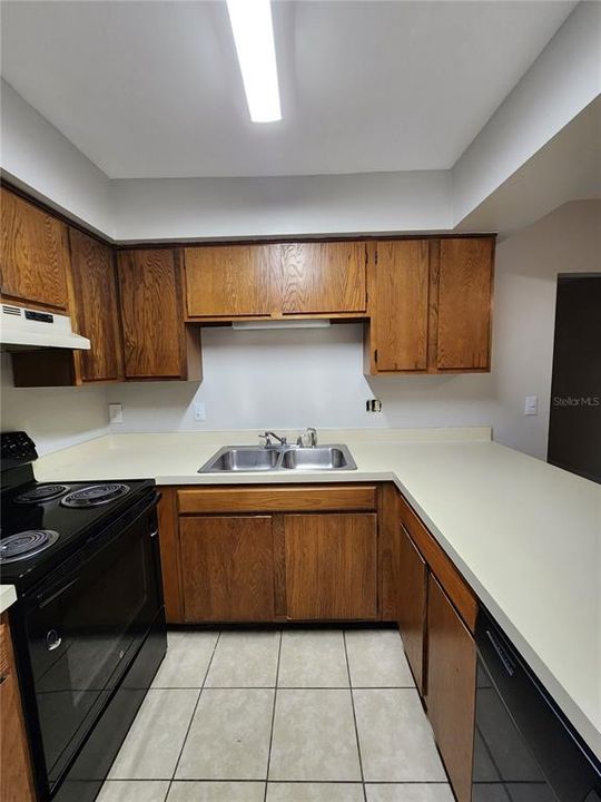 For Rent: $1,650 (2 beds, 2 baths, 1156 Square Feet)