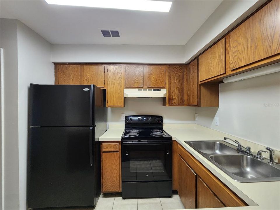For Rent: $1,650 (2 beds, 2 baths, 1156 Square Feet)
