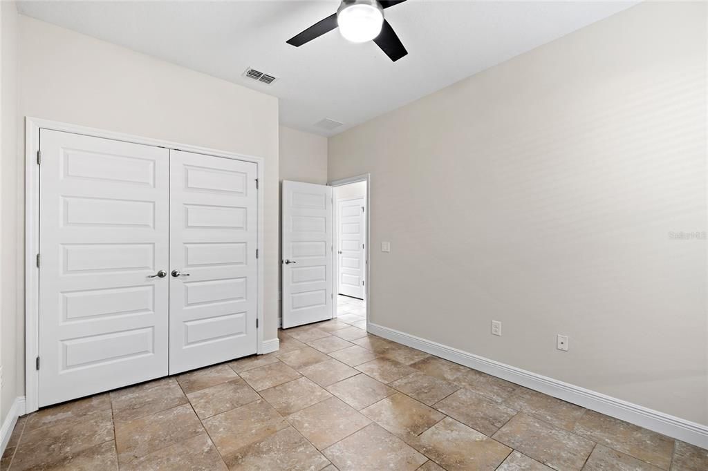 For Sale: $579,900 (3 beds, 3 baths, 2200 Square Feet)