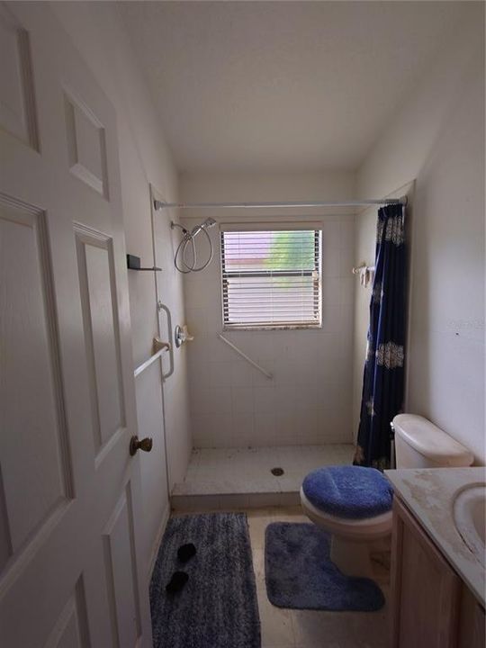For Sale: $199,000 (3 beds, 2 baths, 2005 Square Feet)
