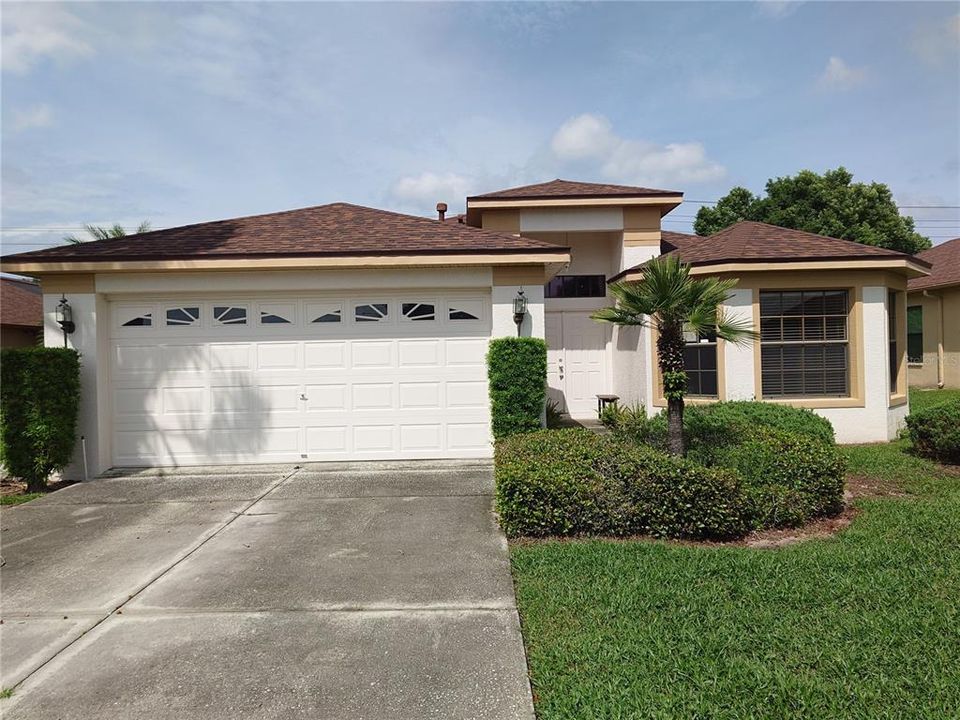 For Sale: $199,000 (3 beds, 2 baths, 2005 Square Feet)