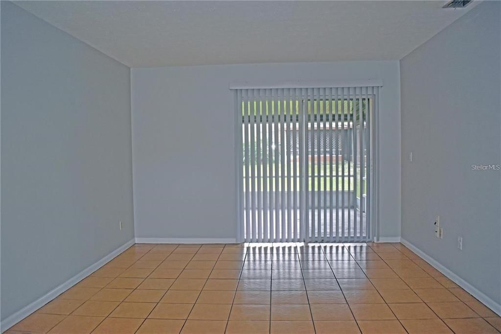 For Rent: $1,485 (2 beds, 1 baths, 794 Square Feet)