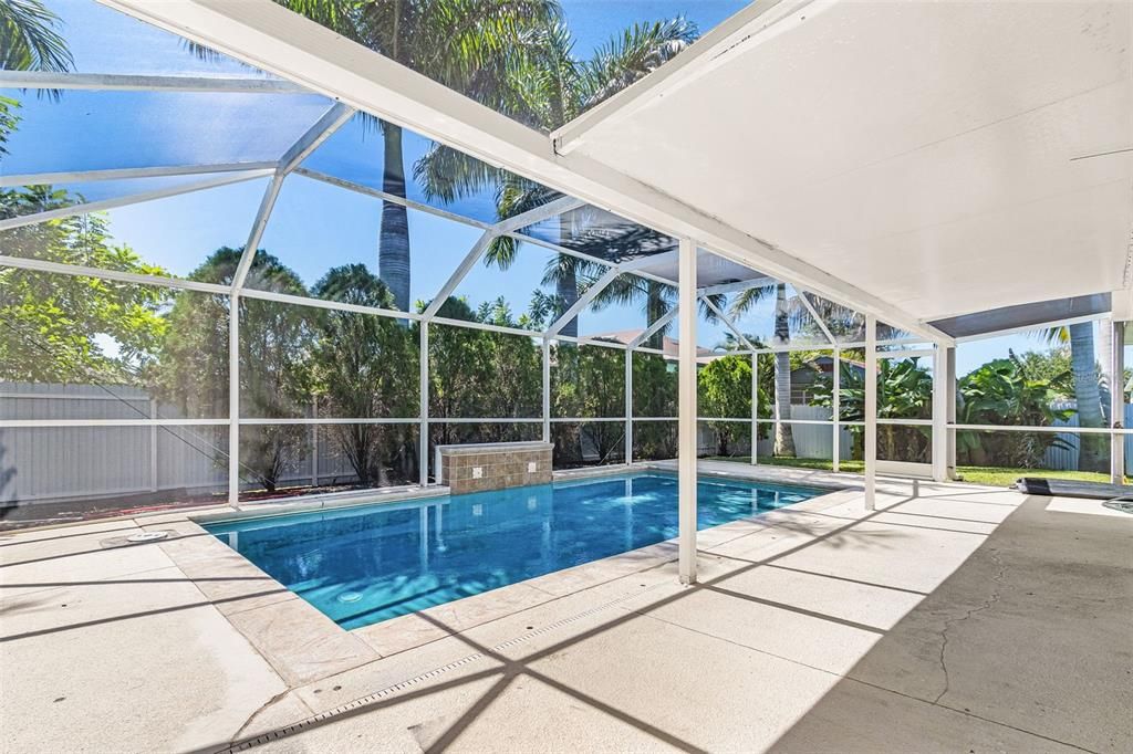 En Venta: $435,000 (3 camas, 2 baños, 2556 Pies cuadrados)