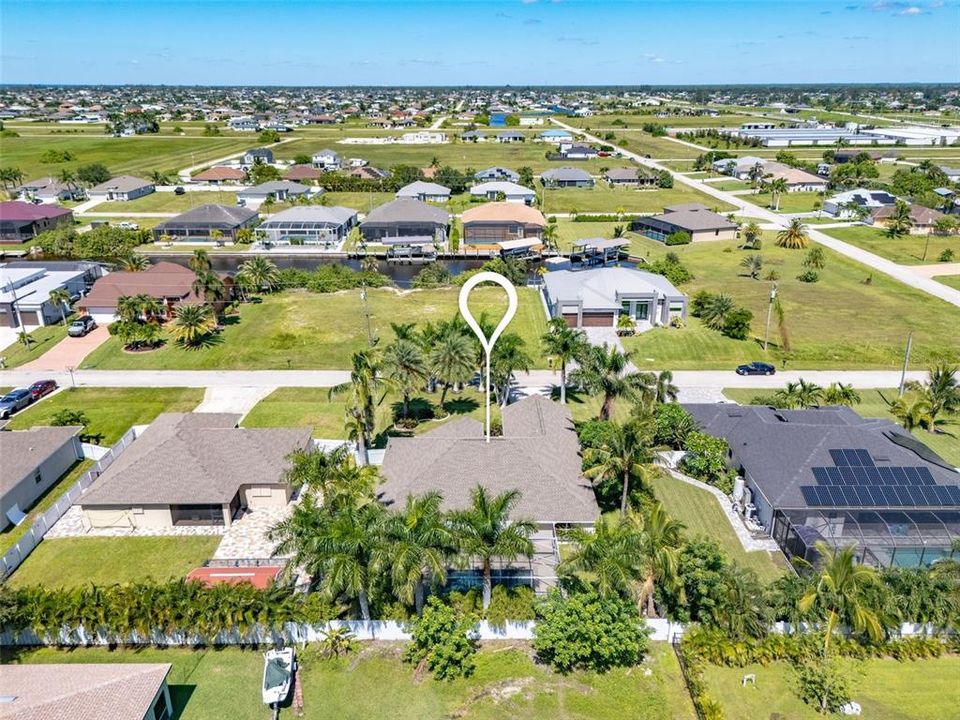 En Venta: $435,000 (3 camas, 2 baños, 2556 Pies cuadrados)