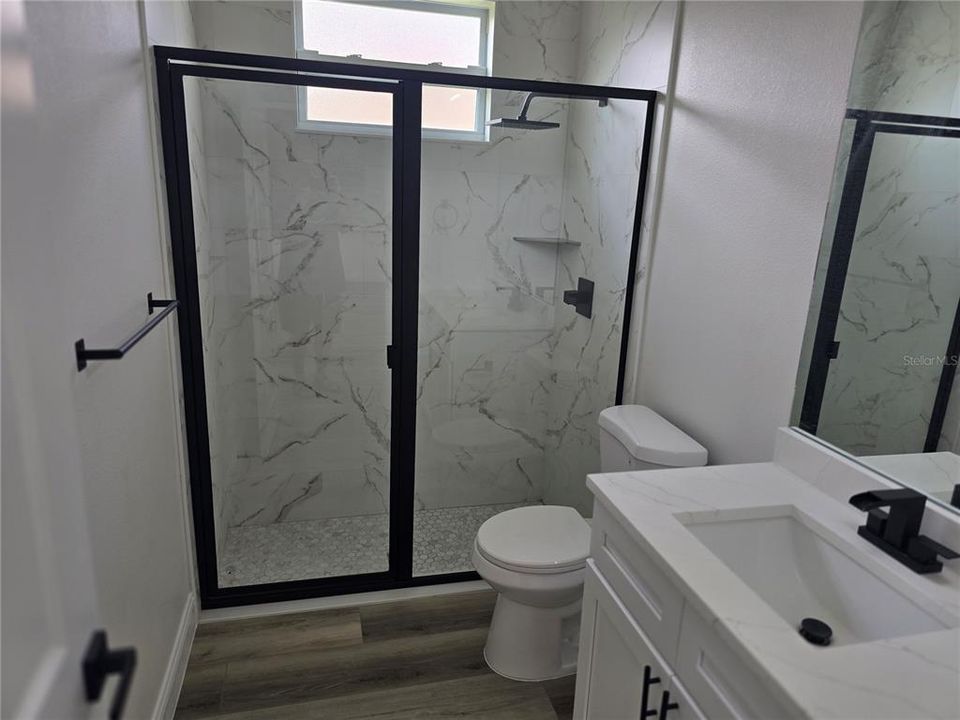 На продажу: $355,000 (4 спален, 2 ванн, 1954 Квадратных фут)