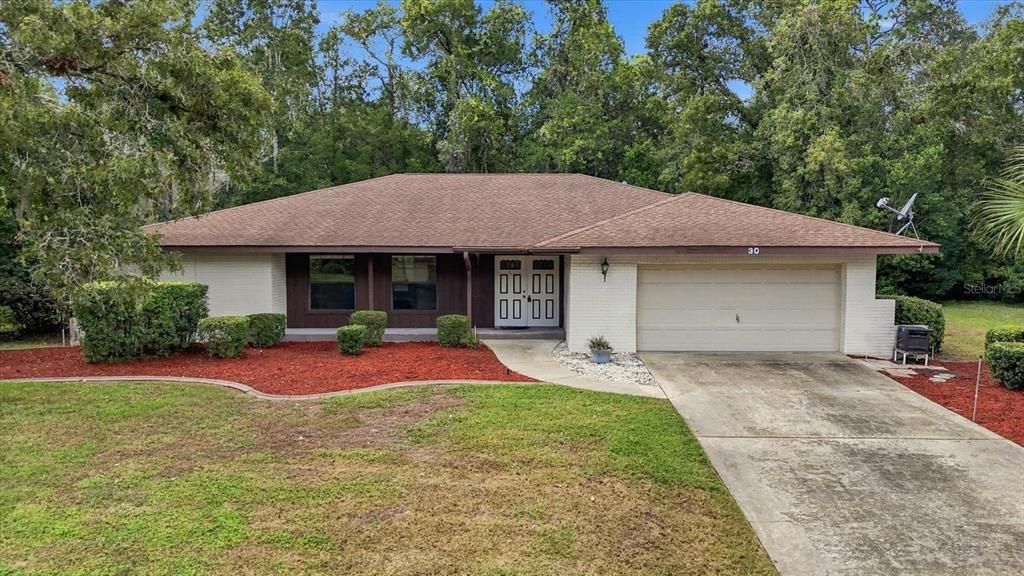 For Sale: $237,500 (3 beds, 2 baths, 1716 Square Feet)