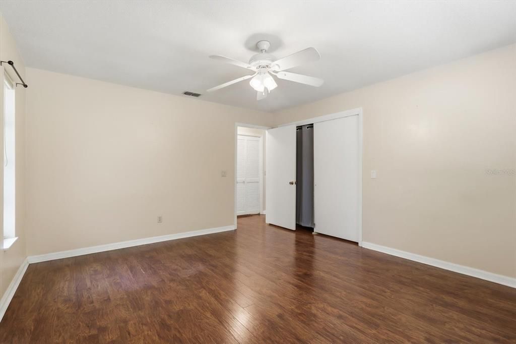 For Sale: $237,500 (3 beds, 2 baths, 1716 Square Feet)