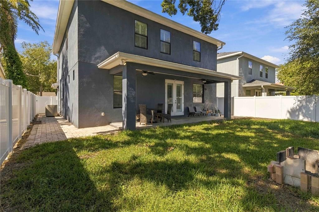 For Rent: $4,400 (4 beds, 2 baths, 2522 Square Feet)