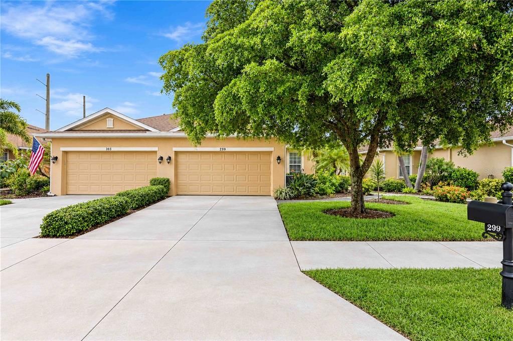For Sale: $350,000 (2 beds, 2 baths, 1558 Square Feet)