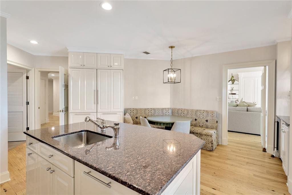 For Sale: $1,999,000 (3 beds, 3 baths, 3350 Square Feet)