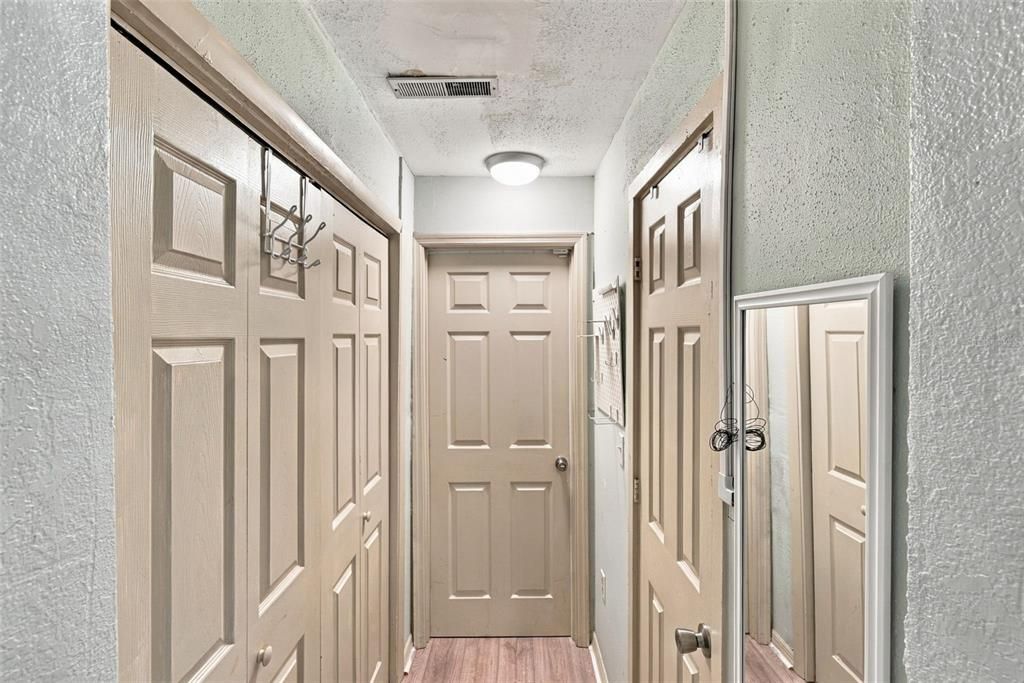 En Venta: $524,999 (4 camas, 3 baños, 1828 Pies cuadrados)
