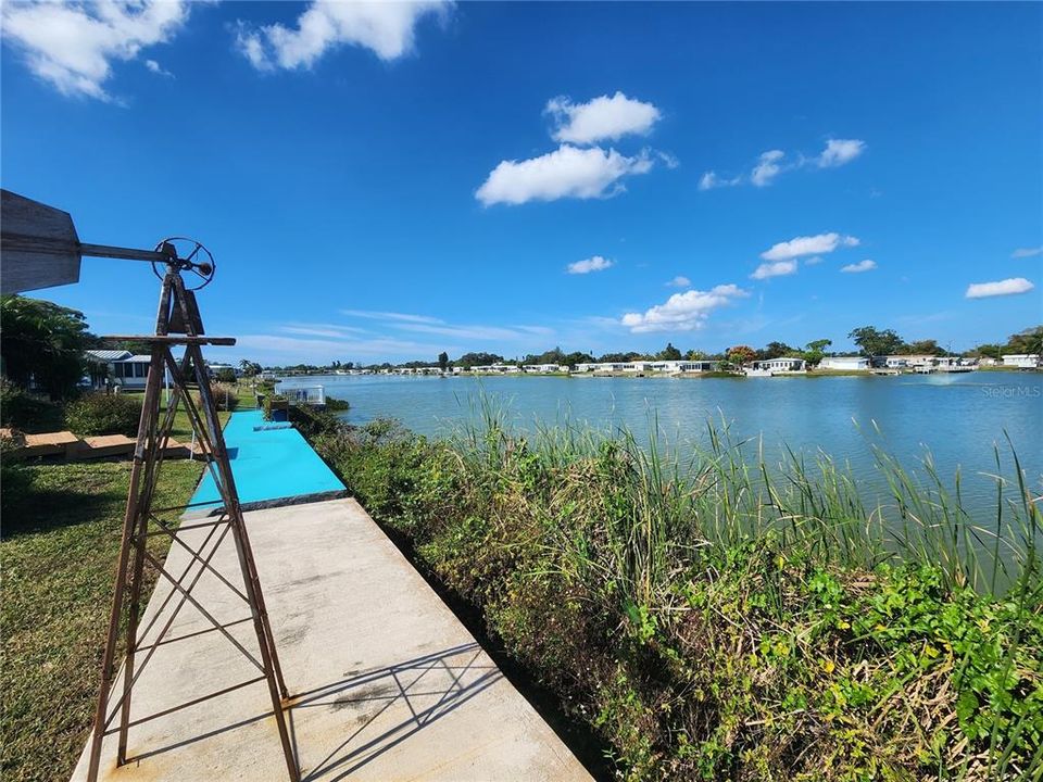 For Sale: $175,000 (2 beds, 2 baths, 1296 Square Feet)