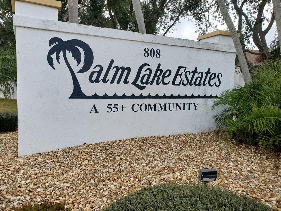 For Sale: $175,000 (2 beds, 2 baths, 1296 Square Feet)