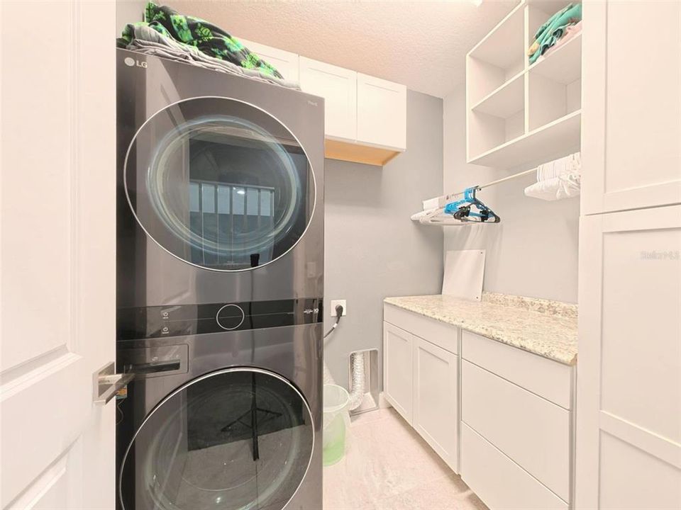 En Venta: $750,000 (4 camas, 3 baños, 3907 Pies cuadrados)